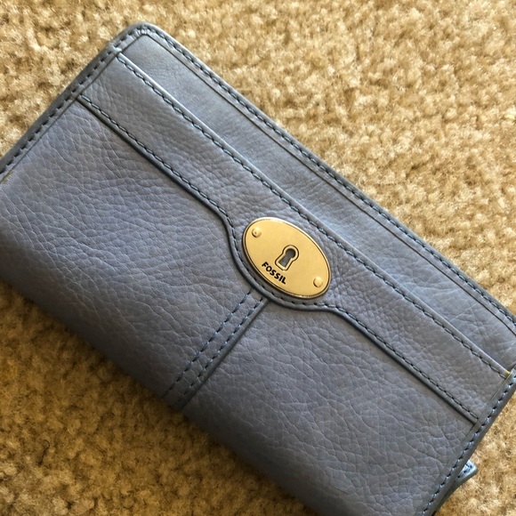 Fossil Leather Wallet (large) - Picture 4 of 7